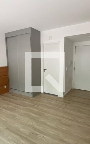 Studio para alugar com 28m², 1 quarto e sem vaga Studio para alugar com 28m², 1 quarto e sem vagaQuarto