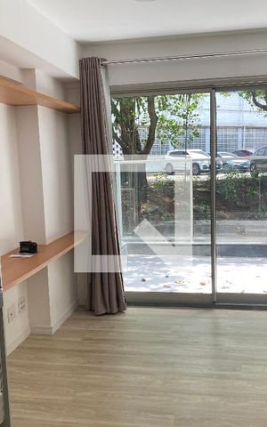 Studio para alugar com 28m², 1 quarto e sem vaga Studio para alugar com 28m², 1 quarto e sem vagaQuarto