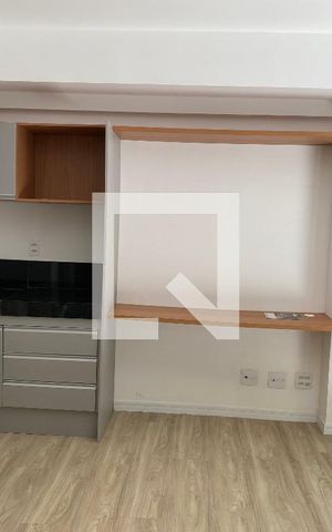 Studio para alugar com 28m², 1 quarto e sem vaga Studio para alugar com 28m², 1 quarto e sem vagaQuarto