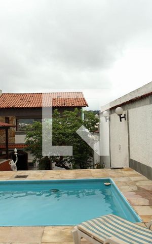 Casa à venda com 500m², 3 quartos e 3 vagasQuintal/Piscina