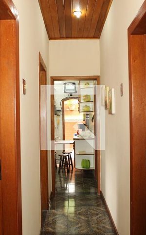Casa à venda com 500m², 3 quartos e 3 vagasCorredor