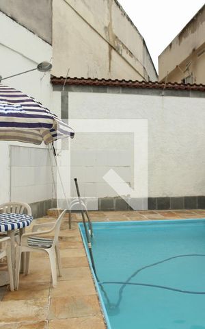 Casa à venda com 500m², 3 quartos e 3 vagasQuintal/Piscina