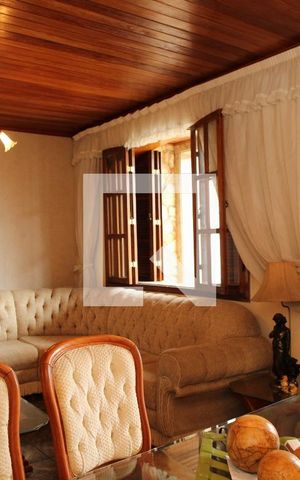 Casa à venda com 500m², 3 quartos e 3 vagasSala