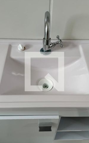 Apartamento para alugar com 43m², 2 quartos e sem vaga Apartamento para alugar com 43m², 2 quartos e sem vagaBanheiro Social