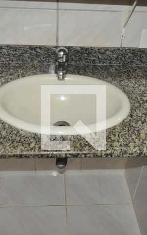 Apartamento para alugar com 55m², 2 quartos e sem vagaBanheiro