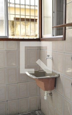 Apartamento para alugar com 55m², 2 quartos e sem vagaÁrea de Serviço