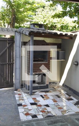Apartamento para alugar com 55m², 2 quartos e sem vagaÁrea externa