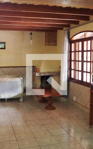 Casa à venda com 980m², 3 quartos e 8 vagasSala 2