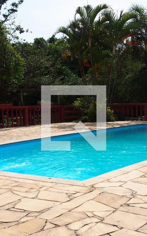 Casa à venda com 980m², 3 quartos e 8 vagasPiscina