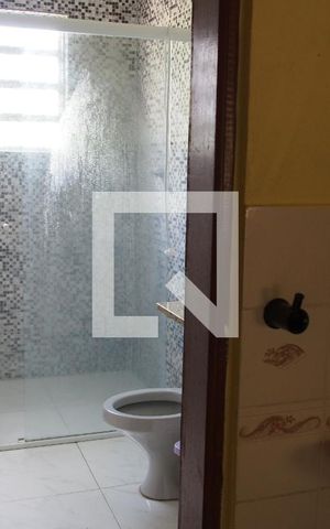Casa à venda com 980m², 3 quartos e 8 vagasBanheiro 2