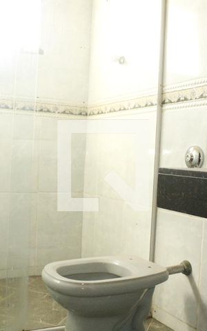 Casa para alugar com 55m², 2 quartos e sem vagaBanheiro