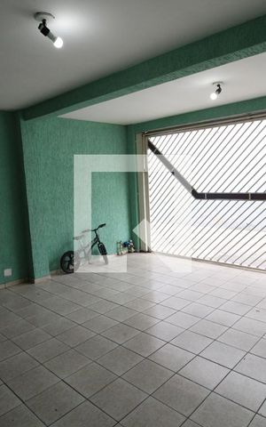 Casa à venda com 250m², 6 quartos e 3 vagasGaragem