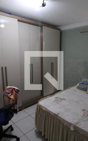 Casa à venda com 250m², 6 quartos e 3 vagasQuarto 5