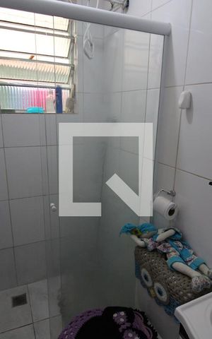 Casa à venda com 250m², 6 quartos e 3 vagasBanheiro 2
