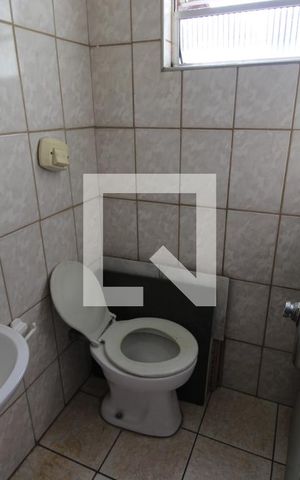 Casa à venda com 250m², 6 quartos e 3 vagasÁrea de Serviço - Banheiro
