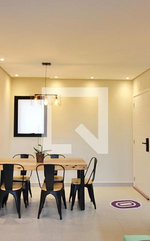 Apartamento à venda com 58m², 2 quartos e 2 vagasSala