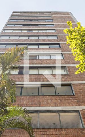 Apartamento para alugar com 170m², 3 quartos e 1 vaga Apartamento para alugar com 170m², 3 quartos e 1 vagaFachada