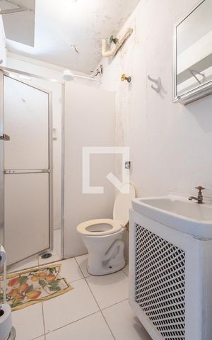 Apartamento para alugar com 170m², 3 quartos e 1 vagaÁrea de Serviço - Banheiro