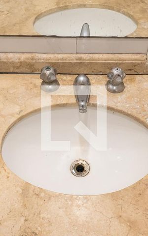 Apartamento para alugar com 170m², 3 quartos e 1 vagaBanheiro