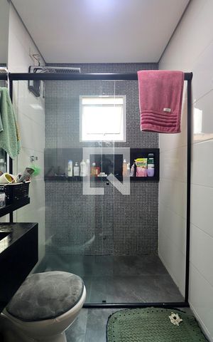Apartamento à venda com 129m², 2 quartos e 2 vagasSuíte - Banheiro do Quarto 1