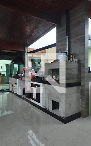 Apartamento à venda com 129m², 2 quartos e 2 vagasCozinha