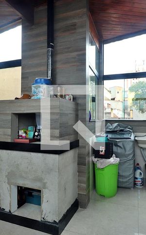 Apartamento à venda com 129m², 2 quartos e 2 vagasCozinha