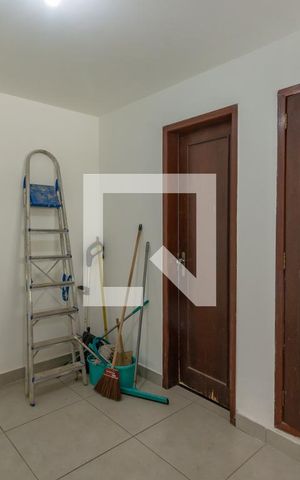 Casa para alugar com 360m², 4 quartos e 4 vagasQuarto de Serviço