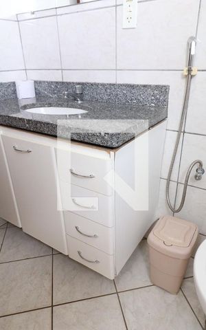 Apartamento para alugar com 58m², 2 quartos e 1 vagaBanheiro Social