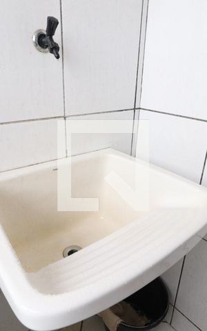 Apartamento para alugar com 58m², 2 quartos e 1 vagaÁrea de Serviço