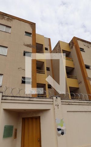 Apartamento para alugar com 58m², 2 quartos e 1 vagaFachada
