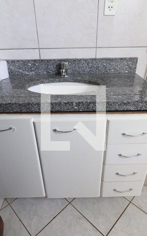 Apartamento para alugar com 58m², 2 quartos e 1 vagaBanheiro Social
