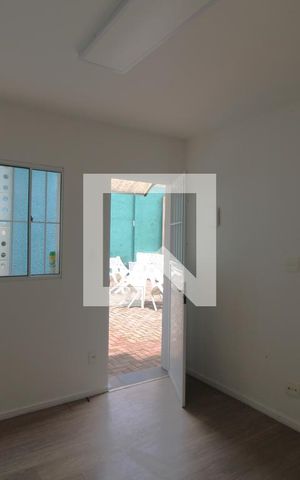 Casa à venda com 35m², 1 quarto e 1 vagaSala