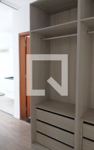 Casa à venda com 37m², 1 quarto e 1 vagaQuarto