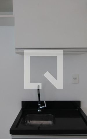 Casa à venda com 37m², 1 quarto e 1 vagaPia da cozinha