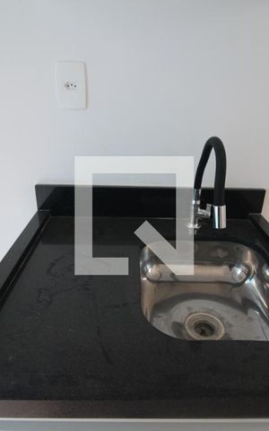 Casa à venda com 29m², 1 quarto e 1 vagaPia da cozinha