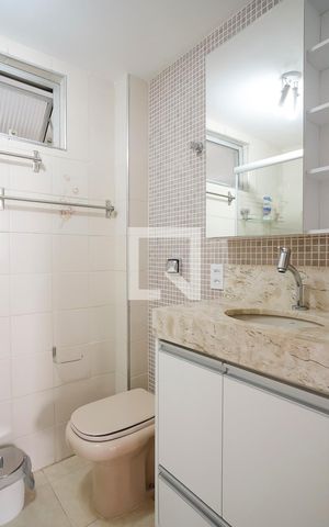 Apartamento para alugar com 85m², 3 quartos e 1 vagaBanheiro 