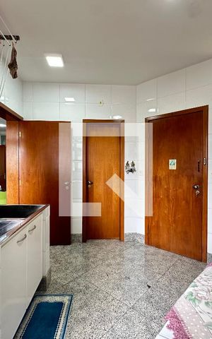 Apartamento à venda com 210m², 4 quartos e 4 vagas Apartamento à venda com 210m², 4 quartos e 4 vagasÁrea de Serviço
