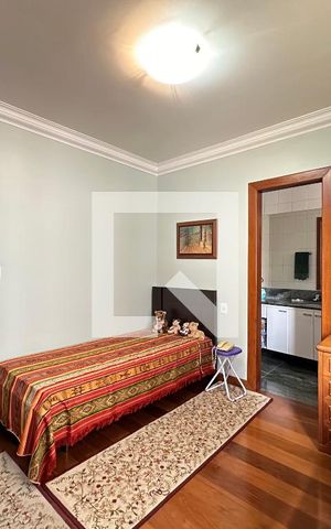 Apartamento à venda com 210m², 4 quartos e 4 vagas Apartamento à venda com 210m², 4 quartos e 4 vagasQuarto 2
