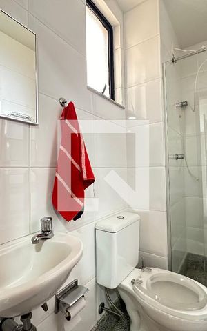 Apartamento à venda com 210m², 4 quartos e 4 vagas Apartamento à venda com 210m², 4 quartos e 4 vagasBanheiro