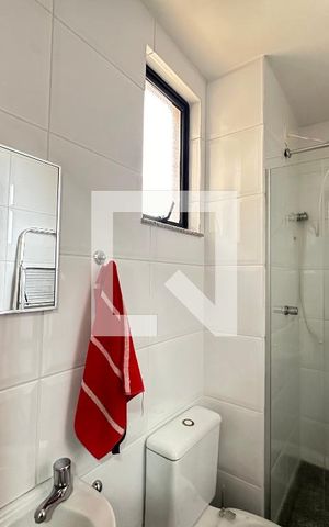 Apartamento à venda com 210m², 4 quartos e 4 vagas Apartamento à venda com 210m², 4 quartos e 4 vagasBanheiro