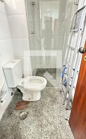 Apartamento à venda com 210m², 4 quartos e 4 vagas Apartamento à venda com 210m², 4 quartos e 4 vagasBanheiro