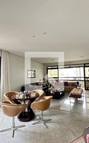 Apartamento à venda com 210m², 4 quartos e 4 vagas Apartamento à venda com 210m², 4 quartos e 4 vagasSala