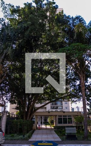 Apartamento à venda com 120m², 3 quartos e 2 vagasFachada