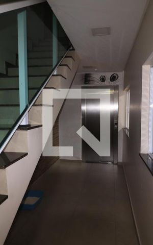 Casa à venda com 1000m², 6 quartos e 6 vagasCorredor