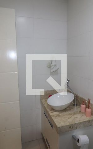 Casa à venda com 1000m², 6 quartos e 6 vagasBanheiro da Suíte 5