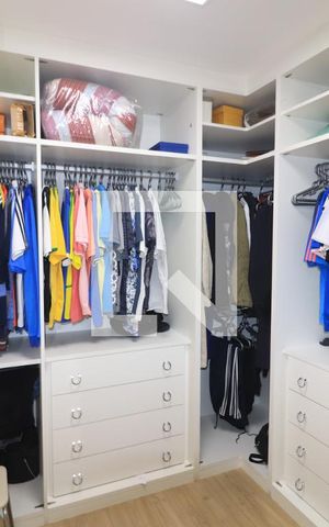 Casa à venda com 1000m², 6 quartos e 6 vagasCloset