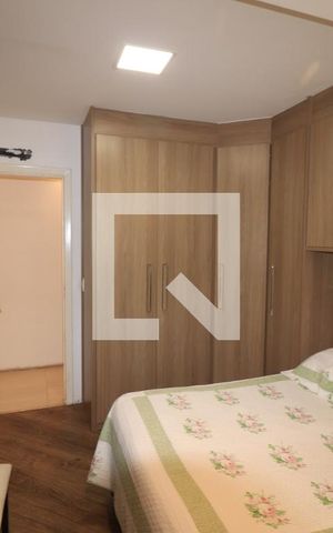 Casa à venda com 1000m², 6 quartos e 6 vagasQuarto 4 - Suíte