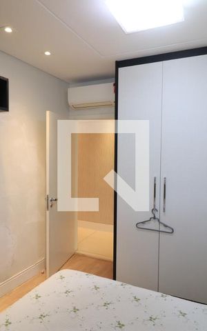 Casa à venda com 1000m², 6 quartos e 6 vagasQuarto Suíte