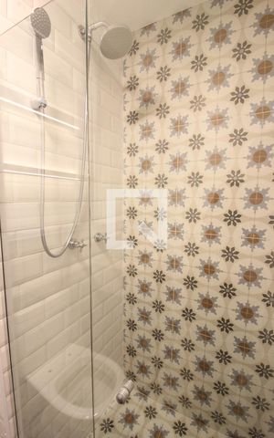 Apartamento à venda com 43m², 1 quarto e 1 vaga Apartamento à venda com 43m², 1 quarto e 1 vagaDetalhe do banheiro