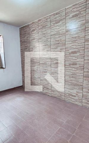 Casa para alugar com 60m², 2 quartos e sem vaga Casa para alugar com 60m², 2 quartos e sem vagaQuarto 1